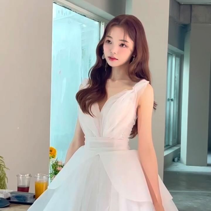 대충 김보하 작가님께 왼쪽 얼굴 많이 쓴다고 말씀 드리는 중🫠