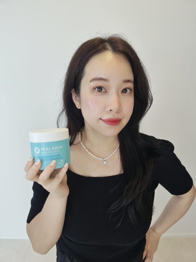 꽃을든남자 리얼아쿠아 수분크림으로 여름에 산뜻한 수분충전