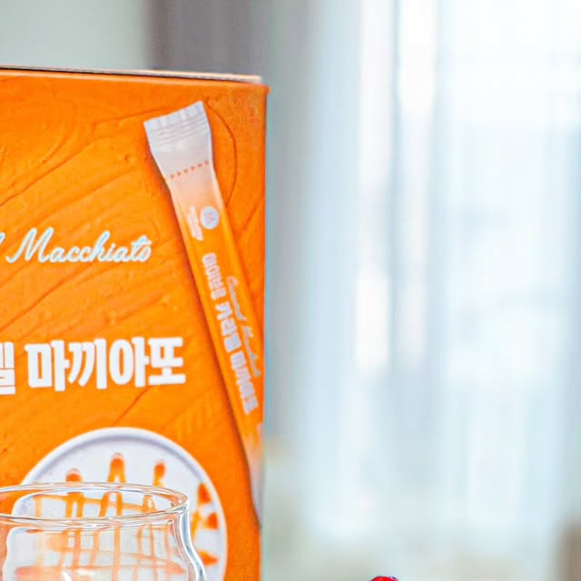 ｡˚ NYJ먹방러 ˚｡ on Instagram: "#제품제공 #맥널티 날씨가 따스워져도 집에서 즐기는 한잔의 여유~ 나만의 홈카페❤를 완성시켜주는 맥널티 아이브루 카라멜마끼야토 ☕ 집안일을 우다다다