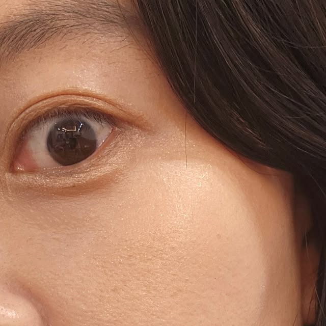 울산맛집뿌수기 on Instagram: "#광고

내가 화장할때면 색조화장은 꼭 이 제품으로만 사용을 하게 되는 계속 손이가는 아이템으로 8월 올영픽 추천템으로...
이번에 신제품이 출시된 투에이엔 러브 버블 컬렉션을 구매를 하러 올영에 후다닥 다녀왔습니다!

적은 양을 사용을 해도 잡티 커버력이 좋은데... 두껍게 커버가 되는게 아니라서 가볍게 사용하기 좋은 롱 웨어링 파운데이션과 듀얼라이너는 스틱쉐도와 라이너를 함께 사용을 하기 좋은 아이템이랍니다!!

촉촉하게 바르기 좋은 글레이즈 바운싱 틴트는 색감도 참 잘 나왔거든요!

아이메이크업과 치크 메이크업을 하기 좋은 아이 팔레트와 치크는 가루날림이 많지 않고 색이 과하게 나오지 않아서..

메이크업 초보자도 어렵지 않게 사용하기 좋은 제품이랍니다!

https://bit.ly/3YYFX8Q

 #올영픽 #올리브영추천템 #올영필수템 #러브버블컬렉션 #롱웨어링파운데이션미니 #컬러플레이듀얼라이너"