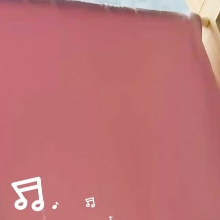 쪼아어멈💜 on Instagram: "#협찬 #숨숨집

쪼아네 집에 쟁탈전이 벌어졌어요. 
그게 너무너무 귀엽고 포근한 미니텐트가 생겼는데,
저희집 냥냥이들이 모두 들어가겠다고 난리더라구요😆

부농부농 예쁜 천과 친환경 원목소재로 아주 예쁘고 
귀여운 숨숨집이 태어났답니다. 
특히 마약방석이 너무 부드럽고 마시멜로처럼
퐁신퐁신해서 탐날만 하더라구요.❤️❤️❤️

서로 뺏고 빼앗기다가 결국 차지한건 누구?! 
쪼아쪼아!!!🤣
쪼아도 숨숨집 만들때부터 들어가보고 싶어하더니 
결국 야옹이들 다 이기고 쪼아 차지가 되었답니다. 
쪼아가 들어갈만큼 꽤 넓은 숨숨집💜🩷😻

친환경 원목소재와 오염시에 세탁할 수 있는 
면소재 천막으로 쪼아 어멈맘에 쏘옥~ 
컬러가 5가지나 있어서 인테리어에 맞춰 고를수도 있답니다. 
집안 어느곳에나 둬도 너무 이쁘네용😃

오늘도 내일도 우당탕탕 육아육묘!! 
꽁냥꽁냥제이의 고양이 숨숨집과 함께❤️❤️❤️

쪼아야!! 그만들어가고 애옹이들한테 주자😂

#꽁냥꽁냥제이 #고양이숨숨집 #강아지하우스 
#고양이텐트 #강아지텐트 #고양이하우스 #강아지침대
#고양이침대 #예쁜숨숨집"