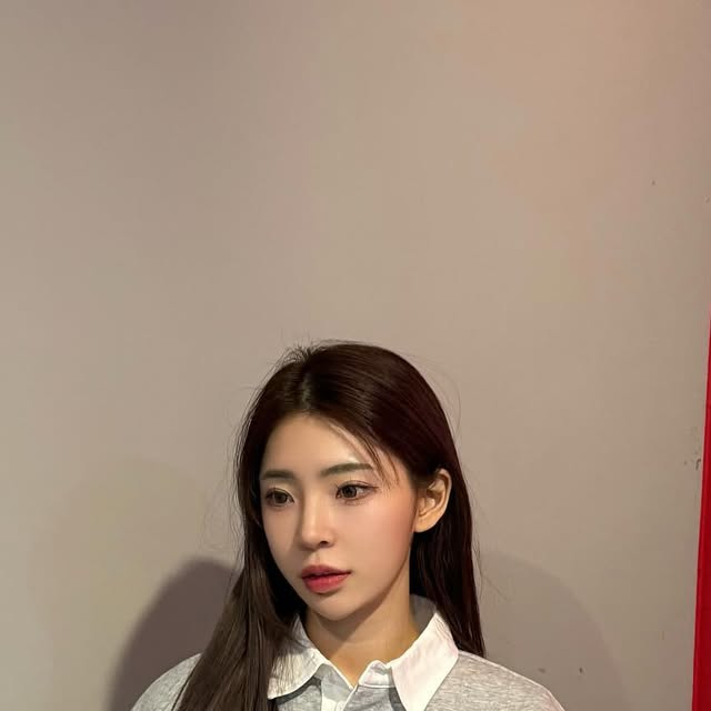 민지ღ on Instagram: "아이시떼루요 뽀리❤️〰️❤️"