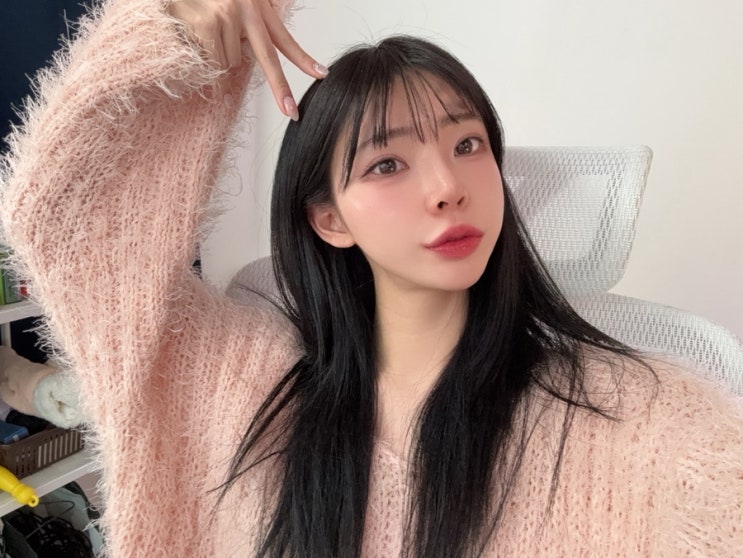 촉촉하고 매끈한 피부표현 블랑디바 "글림 커버리지 파운데이션" 추천