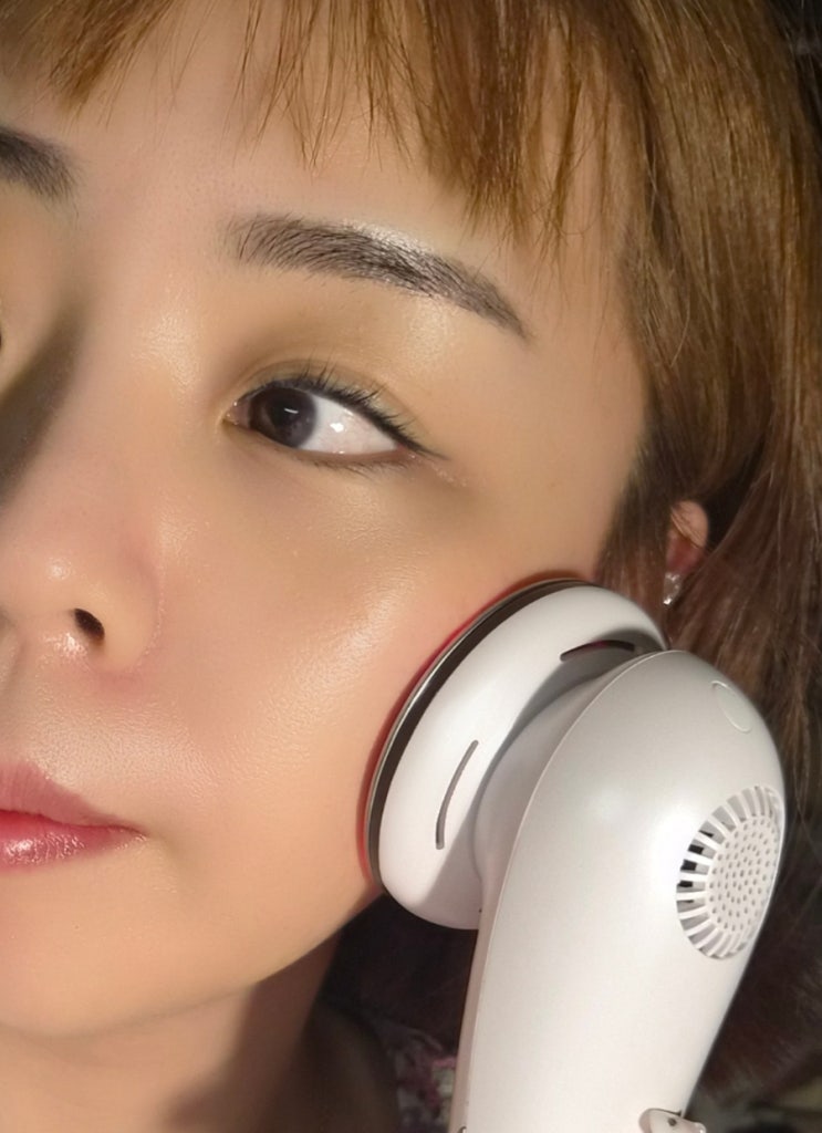 이로셀 갈바닉 마사지기✨ 얼굴선이 살아나는 홈리프팅 디바이스 후기