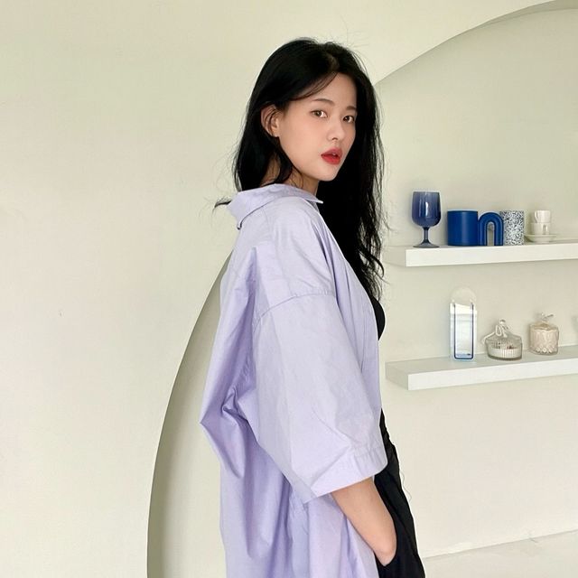 유 미 YOOMI on Instagram: "#광고 🫶 COTTON 100% 로 만들어진 시티보이 셔츠💜 처음에 아무생각없이 L 사이즈로 주문했다가 겁나게 큰 것이 와서 놀라버렸다... 그렇다 이 셔츠는 아주아주 넉
