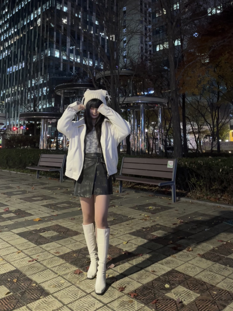 [스탠다드에러] 레이어 라인 스웨이드 블루종 자켓 아이보리 착용후기