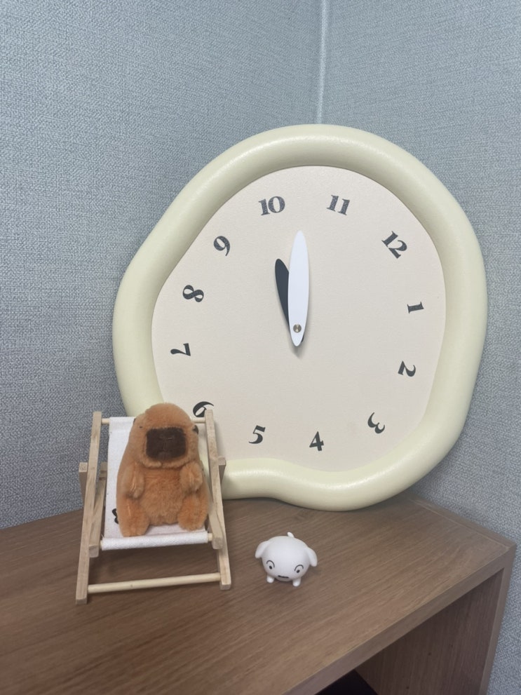 복스러운 무선 벽걸이 시계 아날로그 집들이 선물로 좋아요