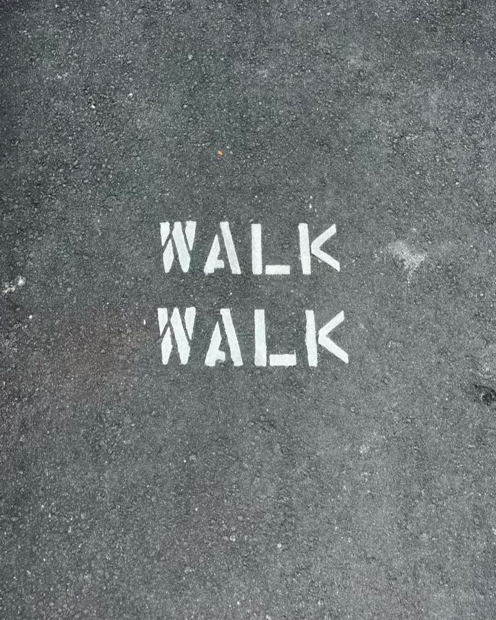 Walk and work and walk in SG🚶‍♀️🚶‍♂️🚶