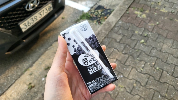 아침식사대용으로 좋은 콩앤콩 고칼슘 검은콩 두유추천