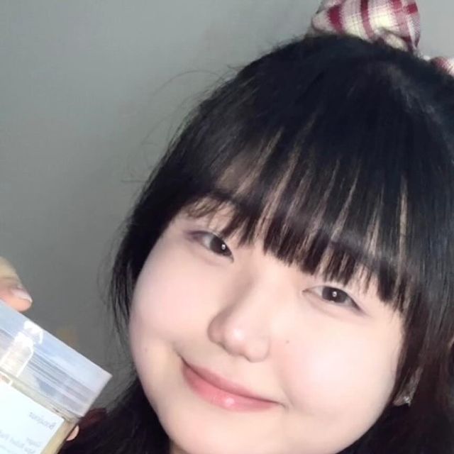 재연 on Instagram: "#광고 여러분!! 이번에 @bonajour_official 에서 6월 진저패드에 이은 보나쥬르 비건 스킨케어 라인을 출시 했답니다!!! 보나쥬르라는 브랜드를 먼저 소개시켜드리고 싶은