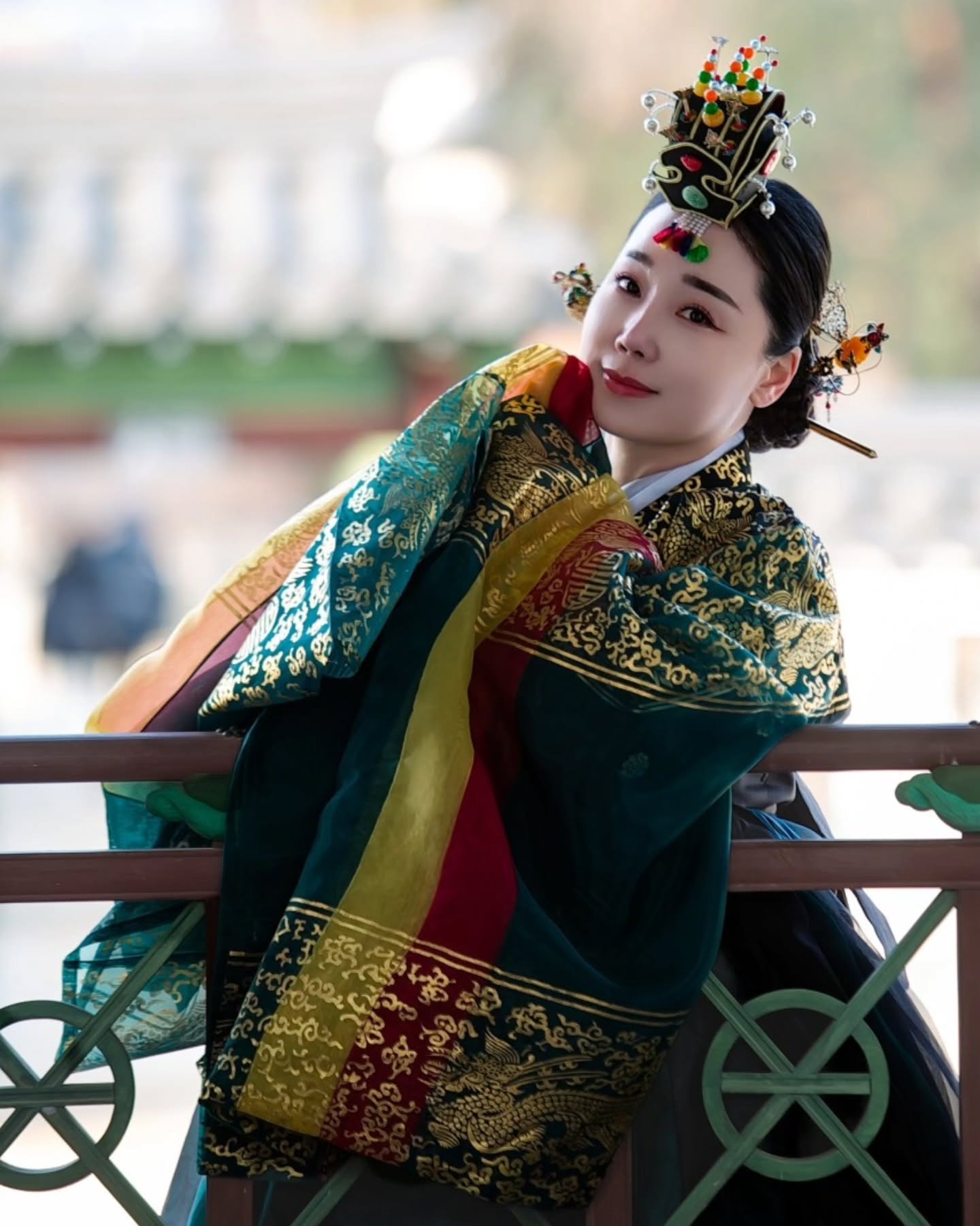 25.01.12.창덕궁 촬영
여덟분의 작가님들과
행복한 촬영♡
.
.
k_hanbok_yeinbang 
.
#사진스타그램 #사진에미치다 #취미사진 #캐논 #canon #니콘 #nikon #감성스냅 #감성사진 #인물사진 #인물스냅 #일상스냅 #개인출사 #컨셉촬영 #스냅촬영 #dslr #film #디지털사진