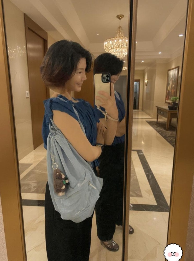 가볍게 들고 다니기 딱 좋은 여름 데일리 리드볼트헬리백 !