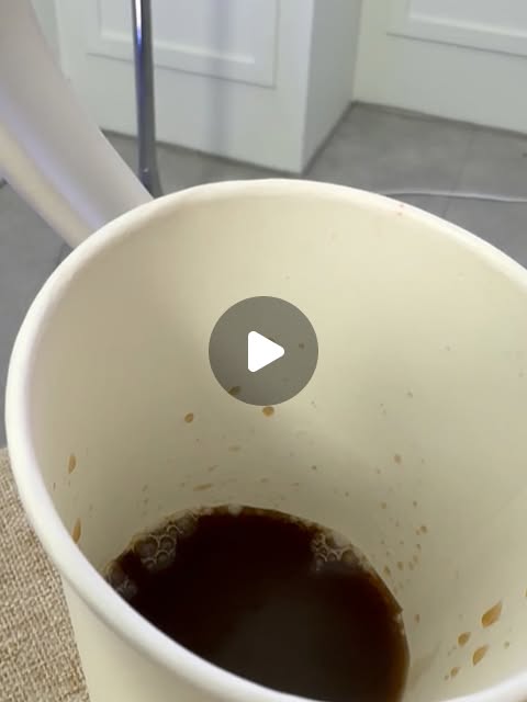 흥지니🧞‍♂️ on Instagram: "#광고

@juiceup_wellness 

 쥬스업 웰니스 
 ABC쥬스🧡

바쁘다 바빠 현대사회 현대인들에게 
가장 중요한 건 바로 건강을 잘 챙기는 
부분인데요 ..! 

모든 야채와 과일들을 그때그때
다 챙겨먹기에는 너무 바쁘고 

정신이 없는 현대인들을 위한 abc 쥬스업
쥬스를 추천드릴게요 ✨

ABC 농축액안에 들어있는 성분으로는 
당근, 풋사과, 자색당근농축액, 레드비트농축액 등등
건강을 위한 깨알 성분들이 알차게 들어있어서 

간편한 한포로도 건강을 챙길수 있어서 
너무 좋았답니다 ✨☺️🧡❤️

빠르고 건강하게 건강을 챙기고 싶은
분들이 있으시다면 쥬스업 추천드려요 😀🥤

#주스업#juiceup#올리브영#올리브영ABC주스"