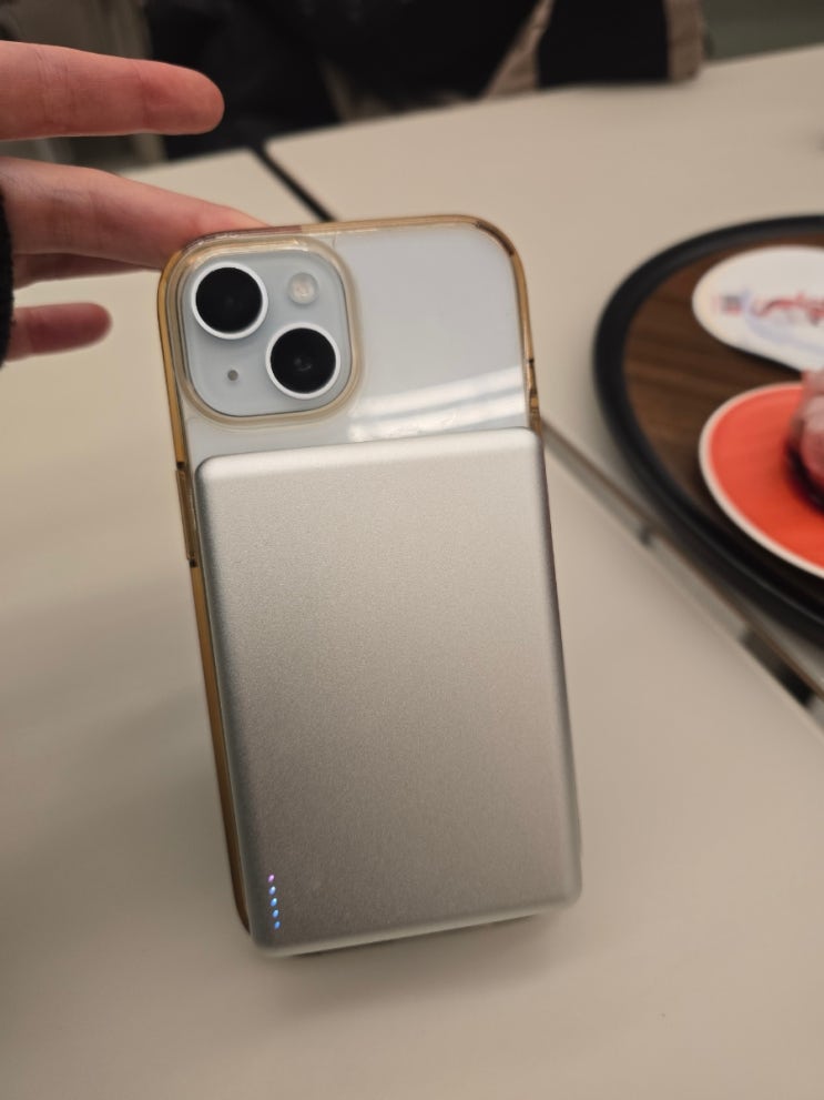 초슬림 맥세이프 보조배터리 10000mAh  포켓비 지니비 후기