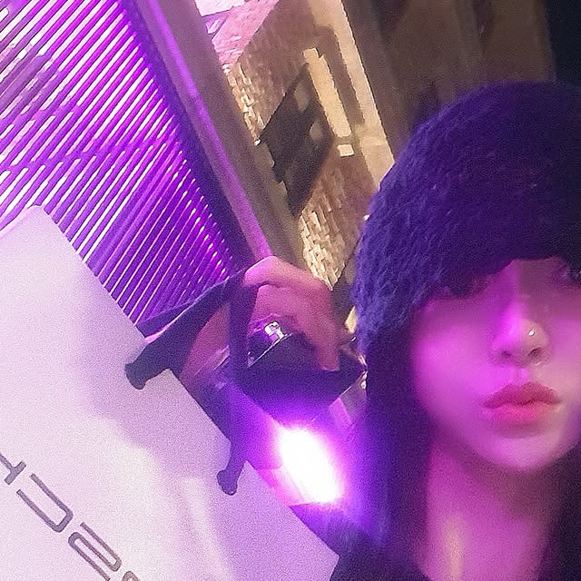 네이버 상위1프로 리뷰어 🥇 god_taeri on Instagram: "#포르쉐초청 💜The Macan Night in HANNAM💜

포르쉐 마칸 일렉트릭의 역동적인 에너지들 담은 단 하나의 밤

최대 규모 포르쉐 공식 딜러 SSCL이 선보이는 The Macan Night in HANNAM! 
감각적인 공간에서 셀럽, 인플루언서와 함께하는
한남동 포르쉐 프라이빗 파티에 다녀왔어요.💕
✨드레스코드 :인퍼플💜
포르쉐 마칸 일렉트릭의 에너지와 감성을 담은 파티에서 개성과 스타일이 빛나는 특별한 하루였어요~

Mc 브라이언 넘 유쾌하자나~🎉

기프트와
초대감사합니다~💜

@porsche.korea 

#포르쉐초청파티 #파티 #포르쉐 #sscl #포르쉐마칸 #포르쉐sscl"