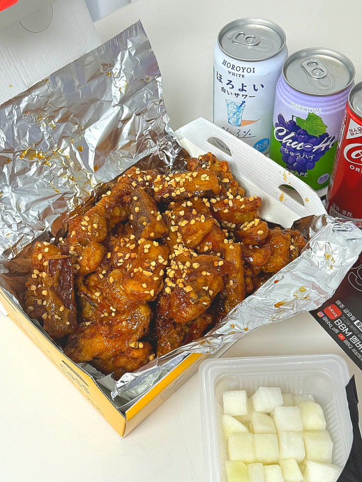 BBQ 신메뉴 맵단짠 간장치킨 맵소디 가지튀김 맛있음