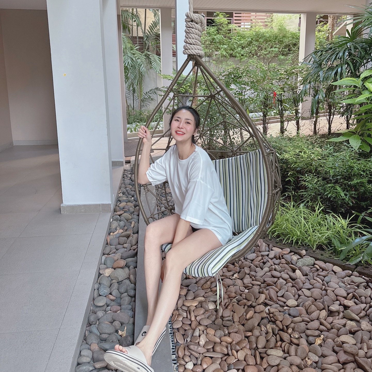신혼여행으로 푸켓 다녀왔어요! 🌴✨
정말 잊을 수 없는 시간이었고,
다채로운 액티비티와 아름다운 풍경 덕분에
즐거움 가득한 여행이었어요. 🎉
그런데 역시 놀아본 사람이 놀 줄 안다고…
집에 가고 싶어 눈물났던건 안비밀😅

#신혼여행 #푸켓 #여행 #힐링 #즐거운여행