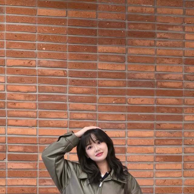 ✨ | 소프트한 텍스쳐의 스웨이드 자켓🍸 부들부들하다〰️〰️

#광고 #아이러니포르노화이트라인 #IRONYPORNOWHITELINE #남여공용자켓 #자켓 | Instagram