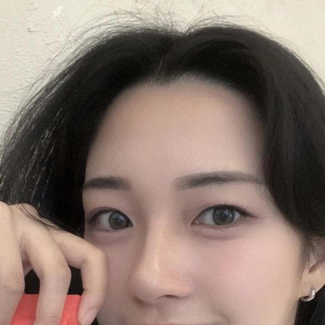 Song_A [ 스냅 모델 ] on Instagram: "#광고 헬스하우스 다이어트 자몽허니블랙티 맛🍹

늘 다이어트를 하면서 느낀게 몸무게도 중요하지만 체형이 더 중요해요..!

체지방, 내장지방이 감소해야 체형이 더 이쁘게 잡혀요!
체지방과 내장지방을 감소시켜주는 [가르시니아]라는 성분이 음료에 들어있어 다이어트할때 허리둘레 감소에 도움이 되었어요!

식약처에서 인정받은 다이어트 건강기능식품이고 맛도 달달한 자몽 맛에 1잔에 30칼로리라 부담 없이 마시면서 다이어트했어요!ㅎㅎ(다이어트 보조제로 추천! ☺)

#다이어트보조제 #다이어트음료 #저당음료 #허리쏘옥다이어트 #탄수화물컷팅제 #유시어터 #자허블 #자몽허니블랙티"