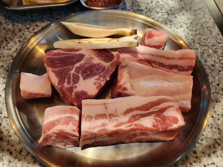 오창2산단 삼겹살 맛집 제줏간 혜자 고기집