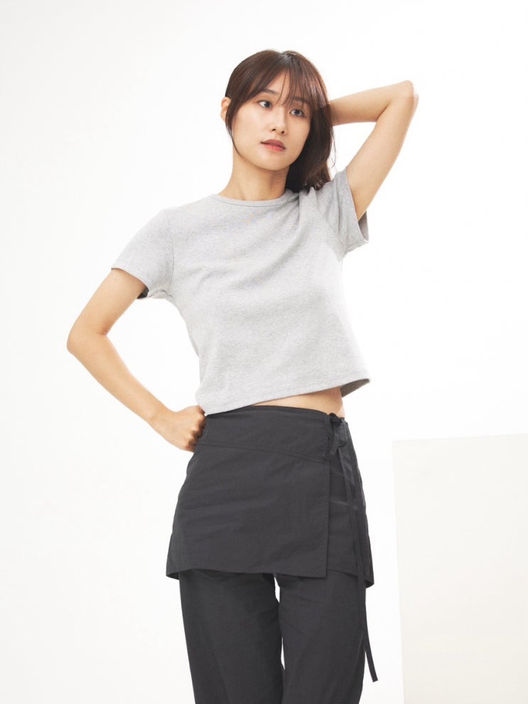 에잇세컨즈 베이직 티셔츠, 레이어드팬츠 내돈내산 후기