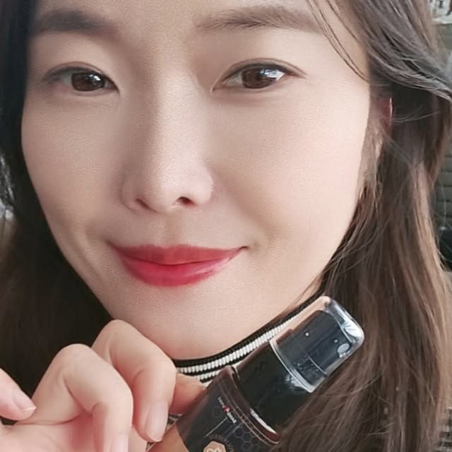 클로딘 on Instagram: "#협찬 휴대하며 간편하게 입냄새는물론 충치억제 목관리 면역력챙기기 가벼운 스프레이타입이라 언제 어디서나 칙칙 뿌려주면 식욕억제 효과도있는것같음 내게는 여행