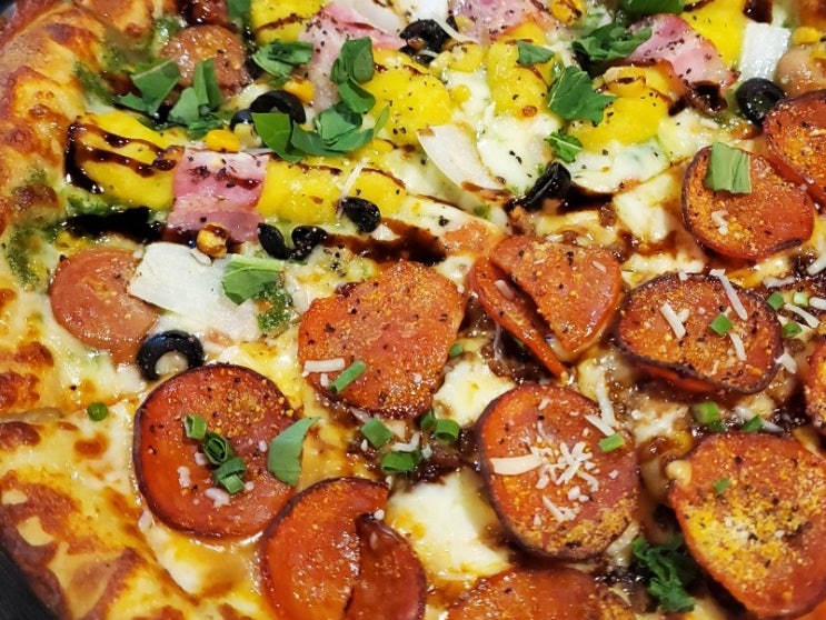 [교대역 맛집]분위기 좋은 2층 피자펍, 피자에 미치다