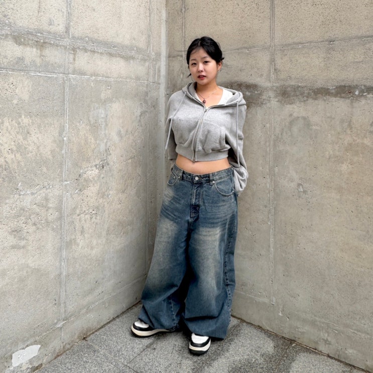 요즘 대세 핏! <스탠다드에러> 벌룬핏 와이드 데님(빈티지워시드 블루)리뷰