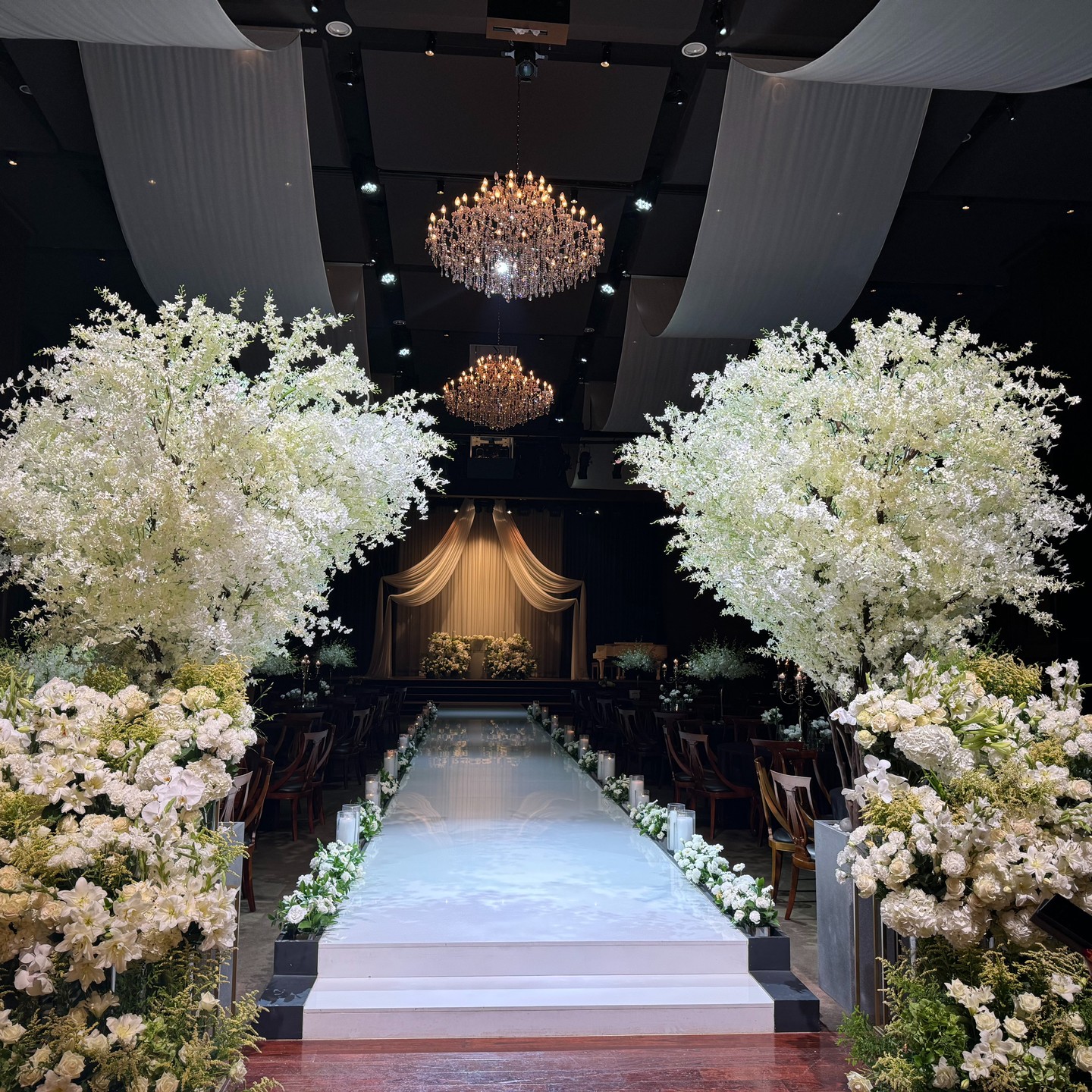 💍다이렉트결혼준비를 소개하면서 다이렉트결혼준비로부터 웨딩소품(부케, 폐백 등)등을 구입할 수 있는 포인트를 받을 수 있었음

#잠실서울웨딩타워 
위치적으로 너무 좋았던 웨딩홀!
다만 원형테이블이 마음에 안들어서 탈락😕

💛추천인: 한강해운대
최초 가입 시, 추천인 입력하면 현금처럼
사용가능한 30,000포인트 지급!

-------------------------------------------

스드메 무료로 가능한! direct.wedding

#다이렉트결혼준비 #다이렉트웨딩 #결혼준비 #웨딩박람회 #결혼박람회추천 #가성비웨딩 #예신 #예신스타그램