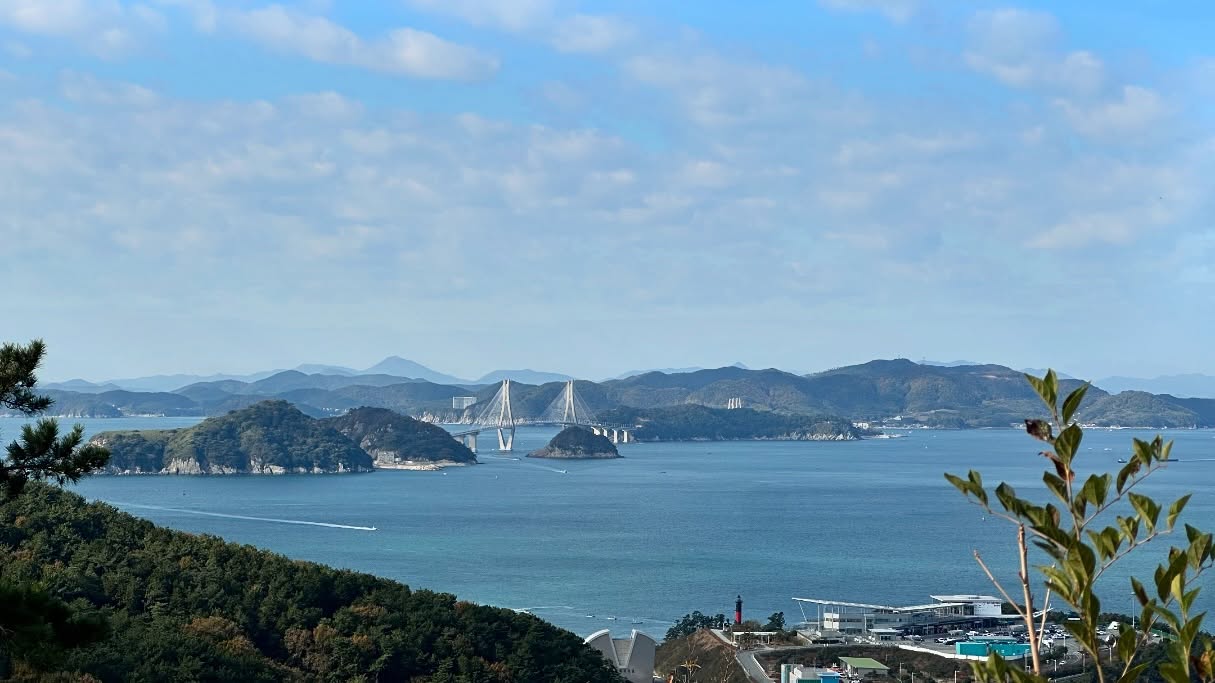 이제 산은 봄되면 가자