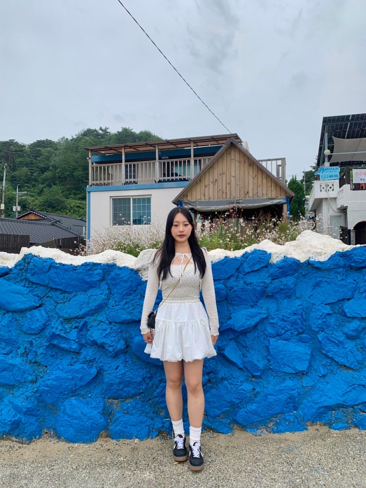 [비바브라운/버블 스트랩 벌룬 숏 스커트] 내추럴한 벌룬핏의 화이트 스커트