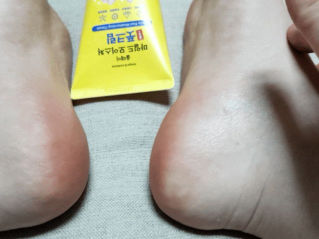 올데이 모이스처 풋크림 끈적임 없는 발보습