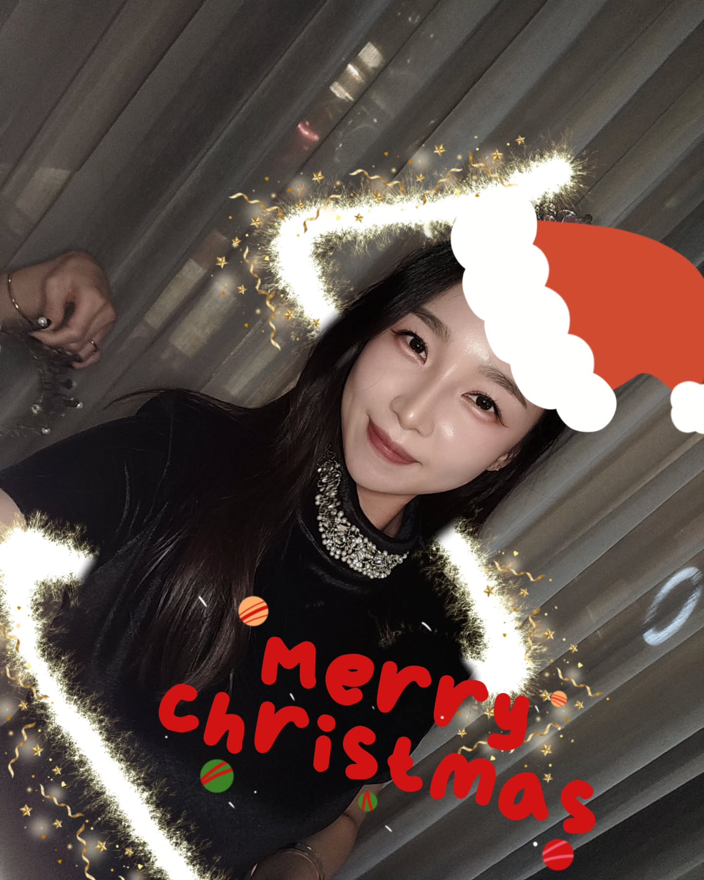 다덜 메리크리스마스..🎅🏻🎄

#메리크리스마스 #성탄절 #크리스마스에일하는사람 
#바로저예요 #출근완료