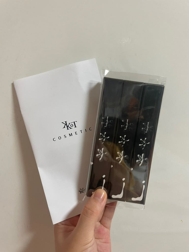 [제품 리뷰] 꽃보라1924 브러쉬라이너 3종 SET 후기