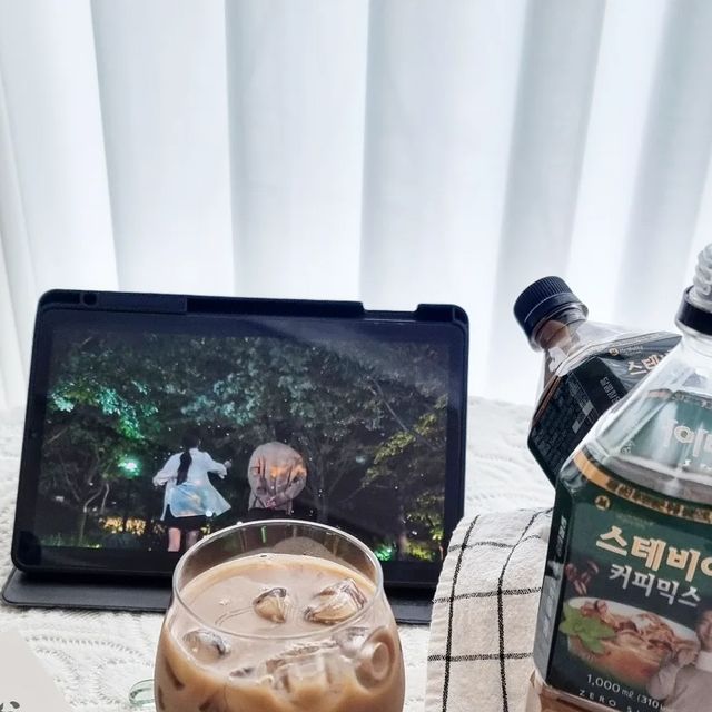 𝒗𝒐𝒗𝒐 𝒎𝒐𝒎💗 on Instagram: "#협찬 @mcnulty_official 당이 많은 믹스커피는 꿈도 못꿨는데 설탕 하나 안들어간 스테비아 커피믹스라니🤔 맥널티 스테비아 커피믹스는 제로슈가 커피로