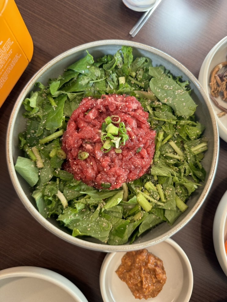 [잔치회관] 제철음식과 모듬전, 찌개를 한번에 맛볼 수 있는 마포역 맛집 / 17종 막걸리 라인업