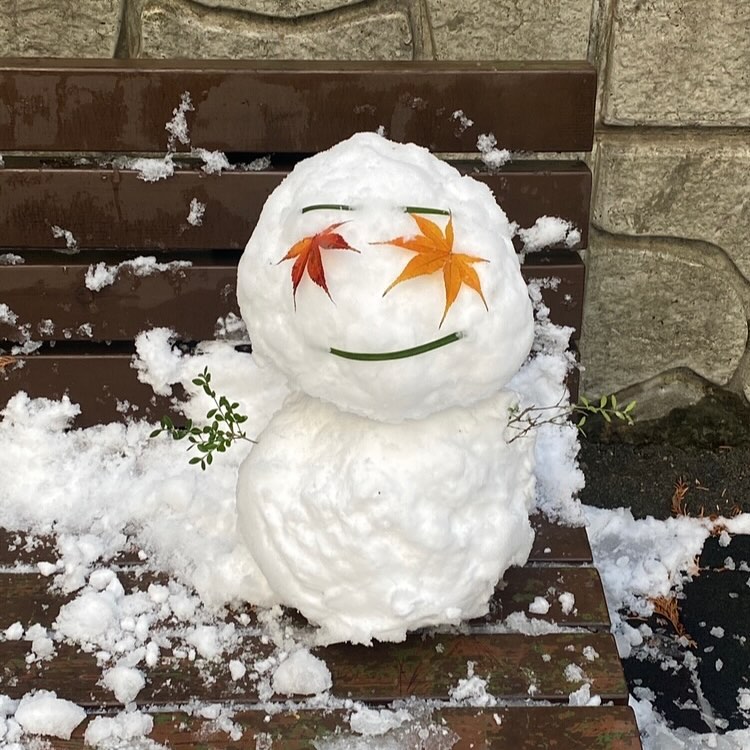 하루종일 눈사람 만들어~☃️❄️