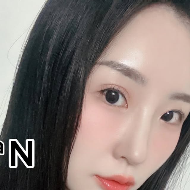 이한울(소울부부_찍사/남편) on Instagram: "#광고 2aN @2an_official 봄을 맞아 2aN이 올리브영에서 사랑스러운🤍 블루밍가든🌸 콜렉션을 하고 있어요 너무나도 빛나는 퓨어 클래시 하이라이터 10 Co