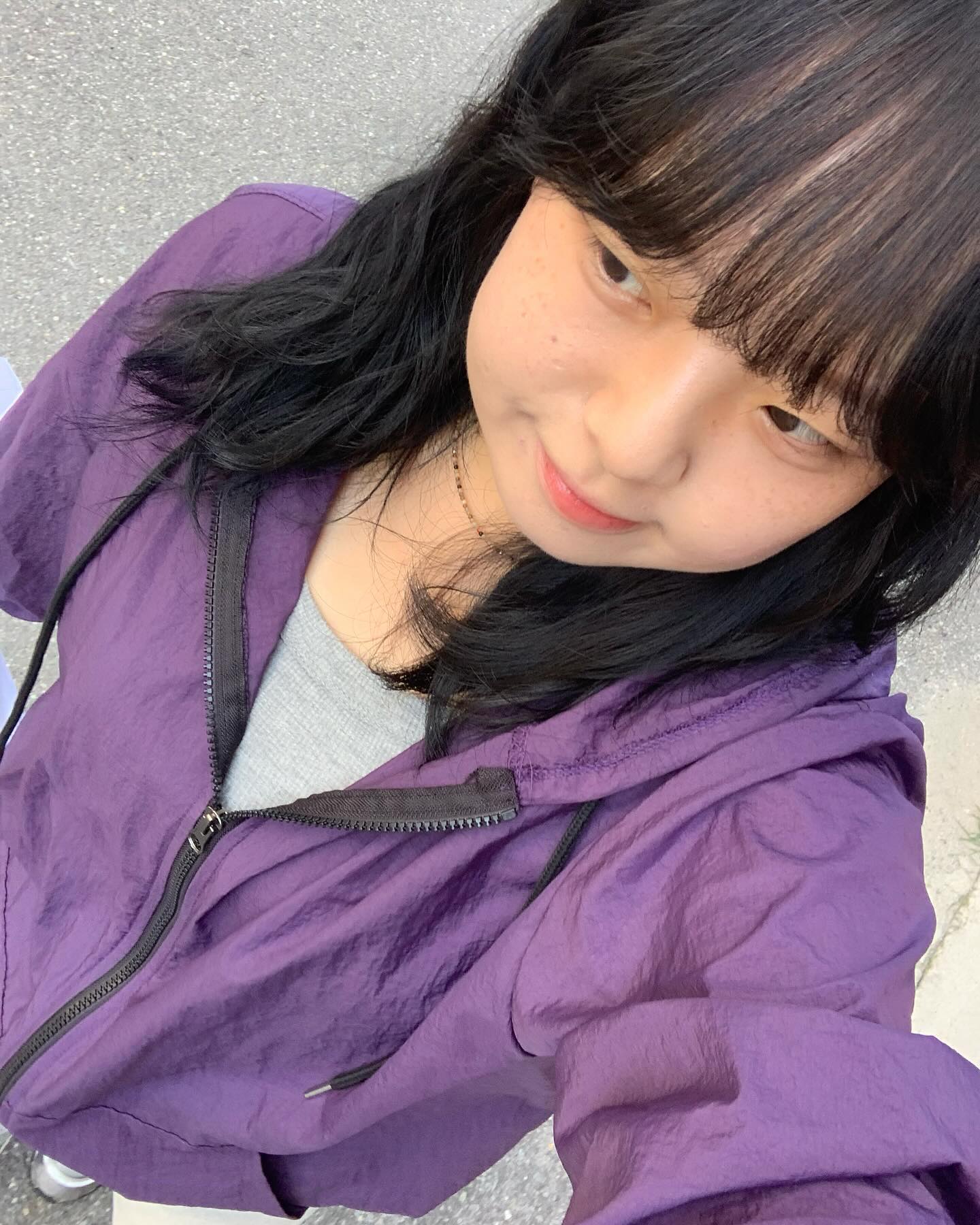#마리앙플러스 

가을을 대비해 장만한 바람막이 💜
색깔 너무 이쁘다앙….

하늘이 쨍하고 옷도 하늘에 맞게 쨍한 보라색! 

👕 바터연 후드 바람막이 U5249 

편하고 캐쥬얼하게 입기 좋은 옷 🍀
가을에 놀러가면 필 수 
특히, 색이 너무 잘 빠진 옷 🍭
-
-
#마리앙플러스 #MARIANGPLUS #서포터즈3기 #마리앙서포터즈 #서포터즈 #광고 #협찬 #빅사이즈 #플러스사이즈 #빅사이즈쇼핑몰 #청주 #옷 #옷스타그램 #보라 #보라색