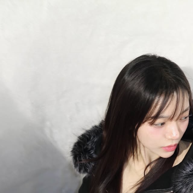 iru 이루 on Instagram: "@setupexe.official  25WINTER❄🖤
더현대서울 12/1 ~ 12/17 팝업 에서만 특별 할인 혜택과 
셋업이엑스만의 유니크한 포토존 공간을 만날 수 있으니까 
얼른 서둘러 가보세요✨🖤
#AD 라쓰고.. 사심을 가득담은 Love @setupexe.official -`♥´-"