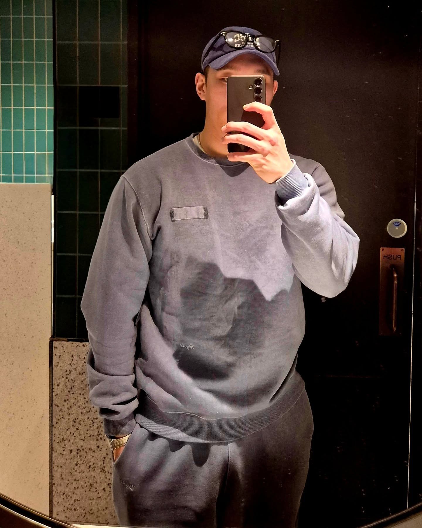 밥묵고 자빠져자는 chill guy일때: 
👕🩳 heyste_official
