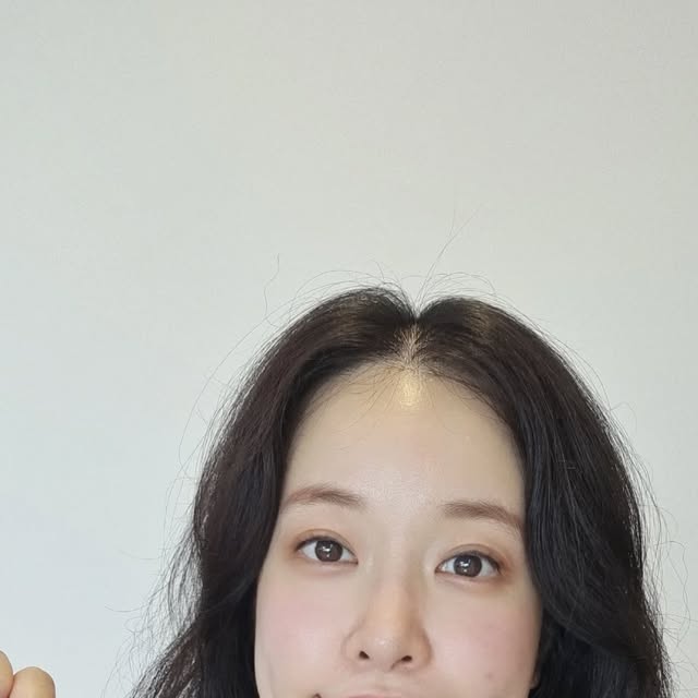반진🍒 on Instagram: "#광고 요즘 식단 조절 중인데, 식전 루틴을 만들고 있어요
샐러드 미니팝은 간편하게 샐러드를 섭취할 수 있는 제품으로 밥 먹기 전 1포 먹으면 되고 애사비 미니팝은 애사비를 간편하게 섭취할 수 있는 제품으로 밥 먹은 후에 1포 섭취하면 돼요
초소형 정제 알약 형태로 만든 상품이라 삼키기에도 좋고, 새콤달콤 맛있어서 씹어 먹기에도 좋아요
간편하게 들고 다니기 좋은 포켓 사이즈고 브랜드 이름도 ‘고객관점’이라 신뢰가 가더라구요
저는 식전에 루틴처럼 챙겨 먹는 걸 좋아해서 잘 맞았고 입 심심할 때 챙기기 좋은 간식 루틴으로 추천해요

제품 소개는 '고객관점.com'확인할 수 있어요

#샐러드미니팝 #애사비미니팝 #고객관점 #포만루틴 #샐러드미니팝 #애사비미니팝 #다이어트간식 #식전간식 #식전루틴 #식전습관 #헬시라이프 #폭식방지 #식욕조절루틴 #루틴간식 #새콤달콤 #가벼운한입"