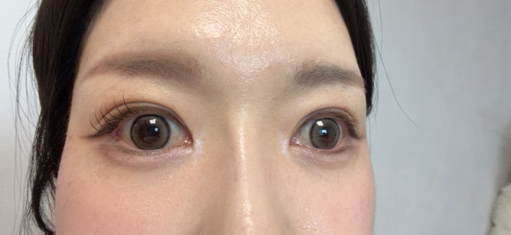 한 달 내내 편안하게! 자연스러운 눈빛 완성하는 ‘아이즈 플러스’ 컬러렌즈 후기