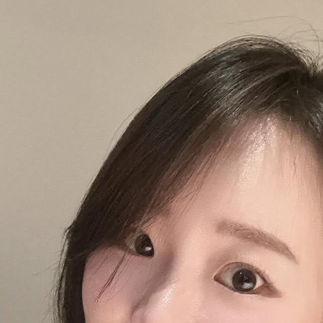 3대 50 지덕체 요정 on Instagram: "🎀 여의도 더현대 비클린 팝업, 투에이엔 🎀

[12/5 ~ 12/12] 진행하는 더현대 비클린 팝업, 투에이엔 방문
💗 𝟐ª𝐍 𝐆𝐢𝐫𝐥𝐬 𝐍𝐢𝐠𝐡𝐭 𝐂𝐨𝐥𝐥𝐞𝐜𝐭𝐢𝐨𝐧 💗

요즘 핫한 여의도 더현대 팝업스토어에 다녀왔습니당!
크리스마스 시즌 홀리데이 감성 가득한 💗 𝟐ª𝐍 𝐆𝐢𝐫𝐥𝐬 𝐍𝐢𝐠𝐡𝐭 𝐂𝐨𝐥𝐥𝐞𝐜𝐭𝐢𝐨𝐧 💗투에이엔 걸스나잇 컬렉션 쇼핑하고 왔어요.
최대 40%까지 슈퍼세일해서 투에이엔 재품들 폭풍쇼핑했어요.

🥳요번에 새로 런칭한 걸스나잇 콜렉션도 겟!

투에이엔 팝업스토어 이벤트도 하고 있는데요~

[Event 1]
팝업스토어 10만원 이상 구매하면, 따끈따끈한 투에이엔 신상 ’걸스나잇 컬렉션‘ 부터 오션글로우,
무드 체인저 ”시딩키트“ 선착순으로 증정!

[Event 2]
📸팝업 스토어 현장에서 제품 구매 시 담는 만큼 가져갈 수 있는 스쿱 이벤트📸

@2an_official

🤩2aN 걸스나잇 콜렉션 블러셔 2호 러버블 사용해서 메이크업 했는데 넘 이쀼ㅠㅠㅠ
😆스쿱 이벤트로 플래시 글로스 3개! 본품으로 받았어요 크크크
신난댜!!

12일까지 더현대 지하2층 비클린에서 팝업하니까 득템하러 다녀오세요 >_< 키키

*2aN 브랜드로부터 제품을 제공받았지만,
저의 솔직한 견해를 담아 포스팅을 작성했습니다.*

#광고
#투에이엔
#2an
#투에이엔팝업 #걸스나잇컬렉션 #듀얼치크 #베러미아이팔레트

#퓨어글래시하이라이터
#더현대 #더현대서울
#더현대팝업
#더현대비클린팝업
#비클린팝업 #팝업추천 #팝업스토어
#연말데이트"