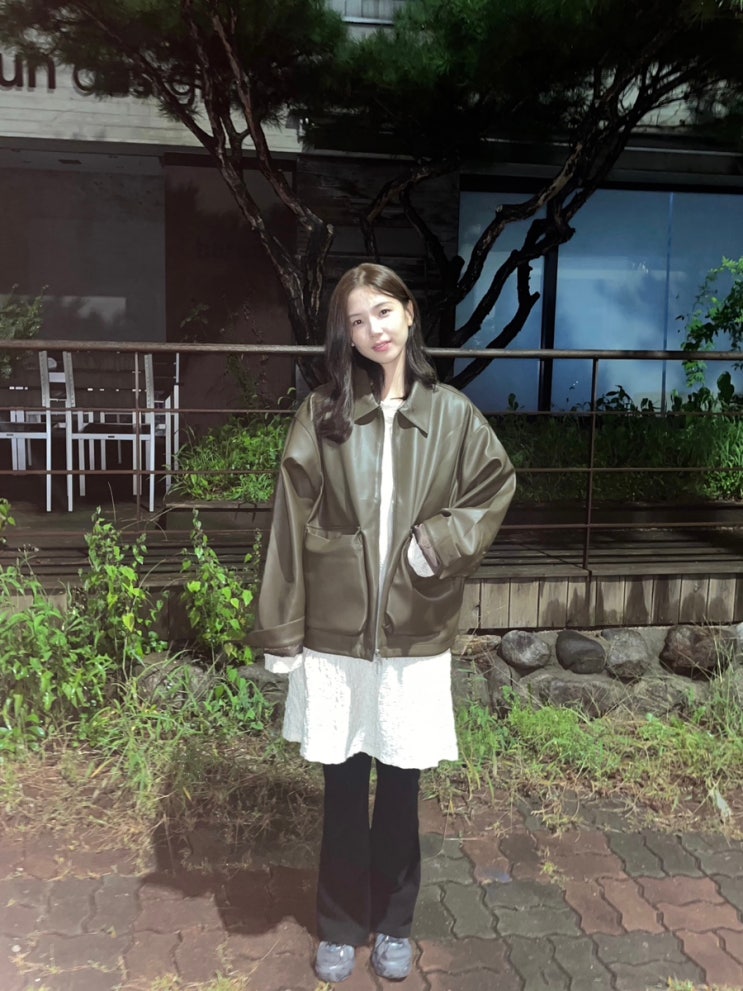 가을색을 담은 레더자켓 추천 "아이러니포로노"