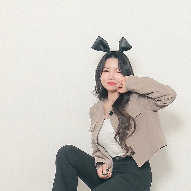 옐미ෆ on Instagram: "#광고 오늘, 우리 사진관📸 서울 및 경기 전역에 위치한 핫한 셀프 스튜디오 대학로점에 다녀왔어요! 2025년에도 동결된 업계 최저가로 연극 데이트 전후로 대학로에서 즐