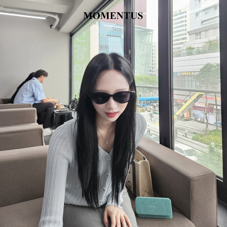 MOMENTUS 모먼트어스 CANE 선글라스 얼굴 작아보이는 트렌디한 아이웨어 추천