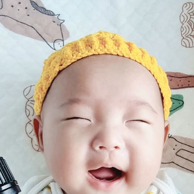 @gaayeoriii on Instagram: "#광고 울 하리가 매일 섭취하는 '배배쓰담 비타민D'🫶 아무래도 아기 첫 건강기능식품이다 보니 원료, 성분을 꼼꼼하게 확인 후 선택할 수 밖에 없는데요〰️ - '배배쓰
