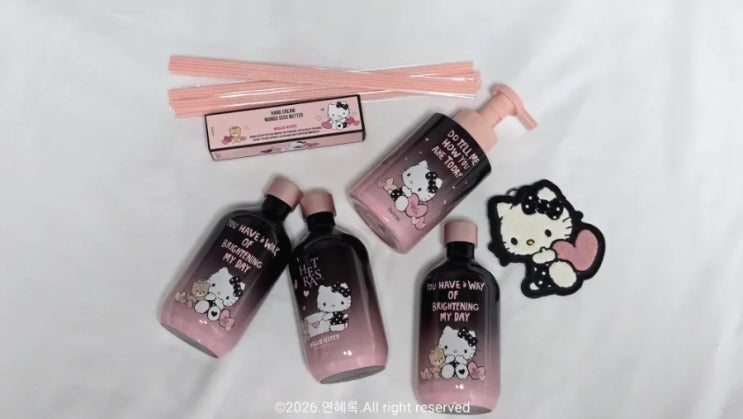 헤트라스 X 헬로키티 콜라보 블랙 리미티드 에디션 집들이 선물, 여자친구 선물 추천템