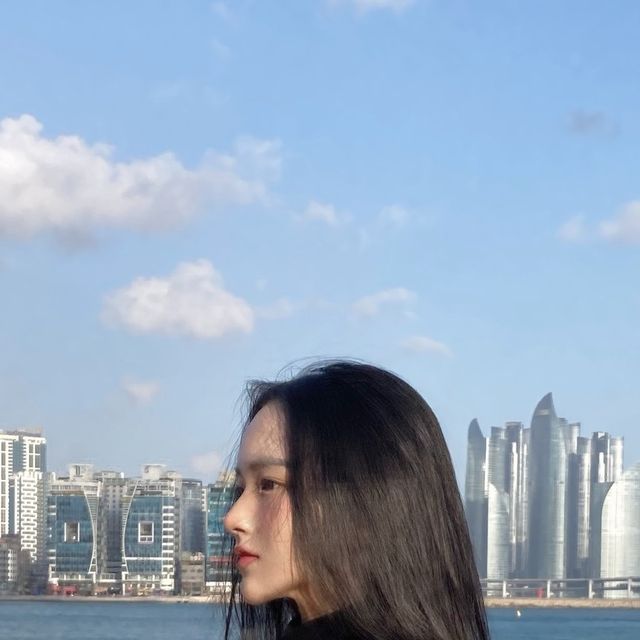 Mia on Instagram: "# 광고 @haruban.kr 덕분에 입고싶었던 옷들 왕왕 입는중 ☁️🤍🫧🍀☁️💭🥹 제품링크 : https://haruban.kr/product/detail.html?product_no=408&cate_no=108&display_group=1 #하루반 #홀더오픈숄더